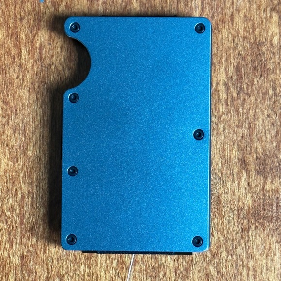 Men’s slim wallet, RFID Blocking - NWT - Picture 6 of 7